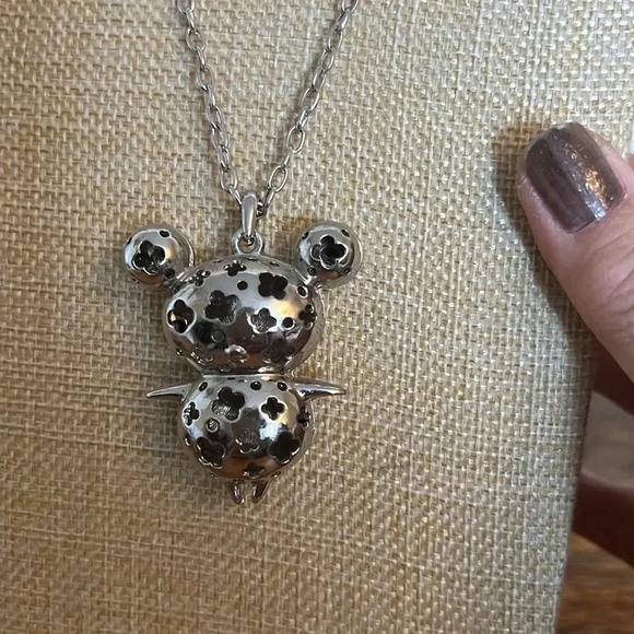 2000’s Y2K Style Cartoon Anime Silver Tone Necklace - Picture 5 of 7